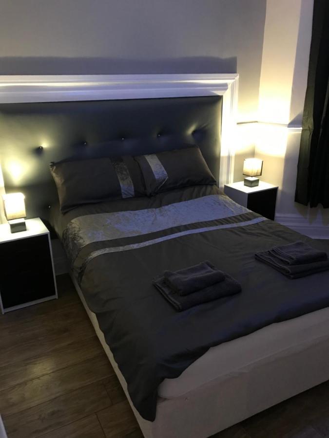 Sandy Pad'S Apartments Rhyl Dış mekan fotoğraf