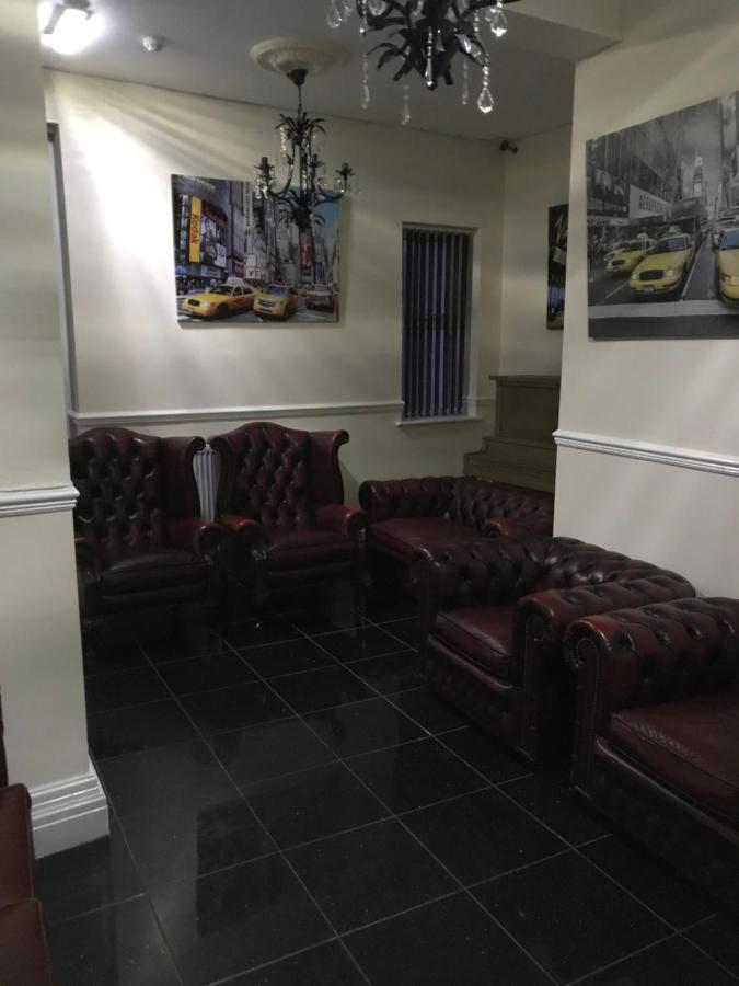 Sandy Pad'S Apartments Rhyl Dış mekan fotoğraf